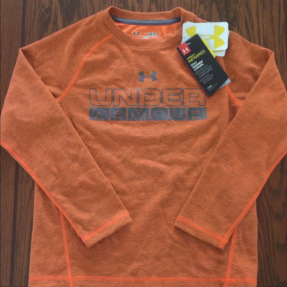 UNDER ARMOUR YOUTH SMALL LOOSE FIT COLD GEAR